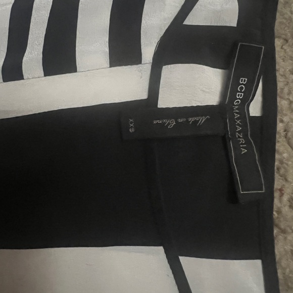 Stripe BCBG Maxazria - Picture 2 of 2